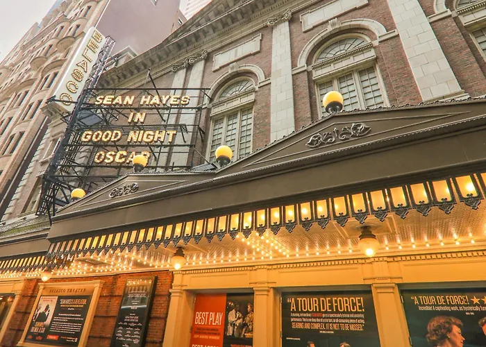 Hotel Iroquois New York Times Square